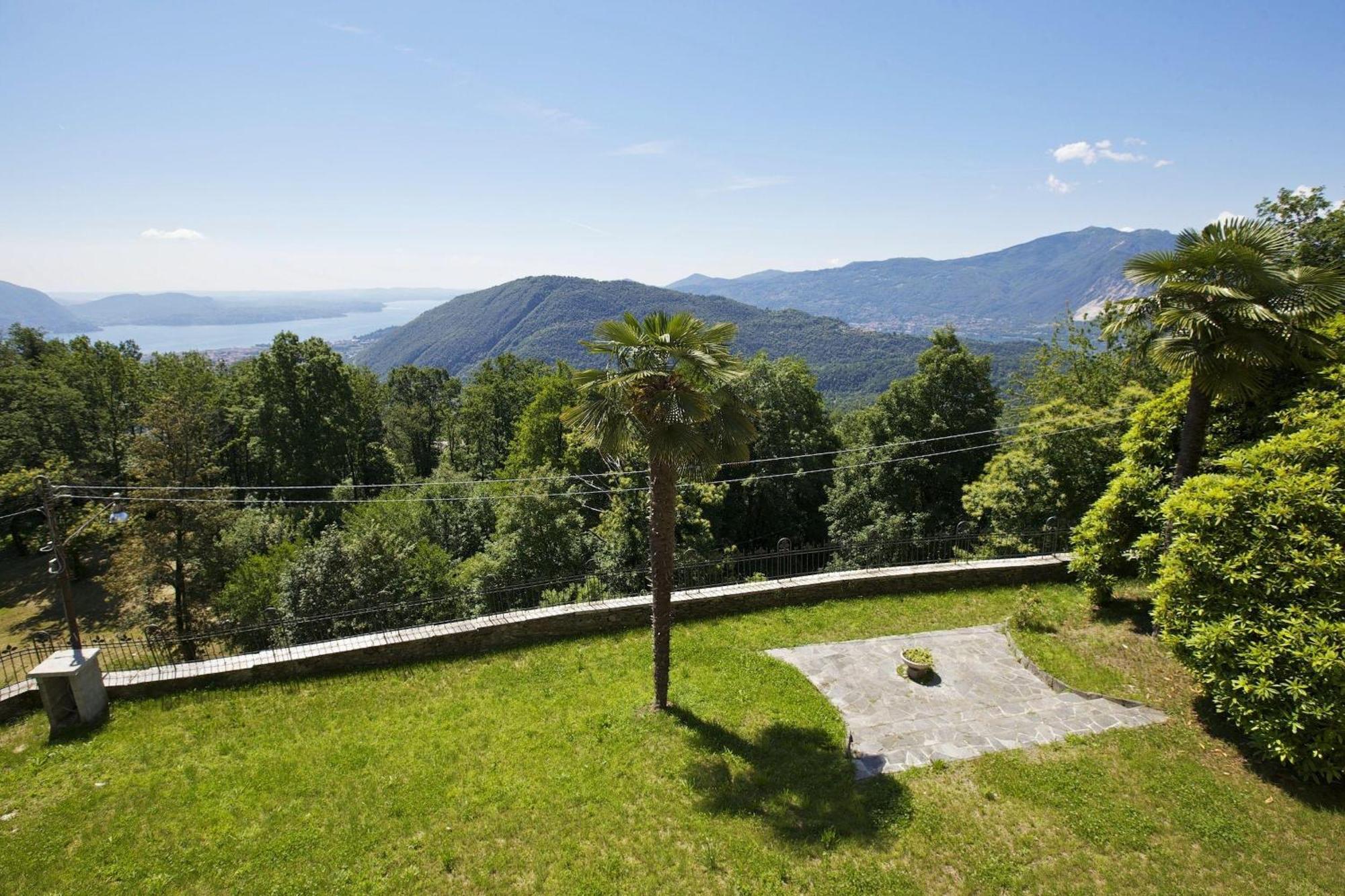 Residence Alle Ville Miazzina Exterior foto